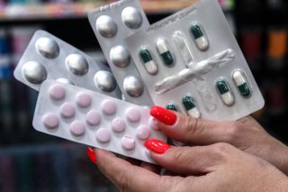 Καταγγελία ΦΣΑ: Μίνι μάρκετ και ψιλικατζίδικα πωλούν φάρμακα παρανόμως